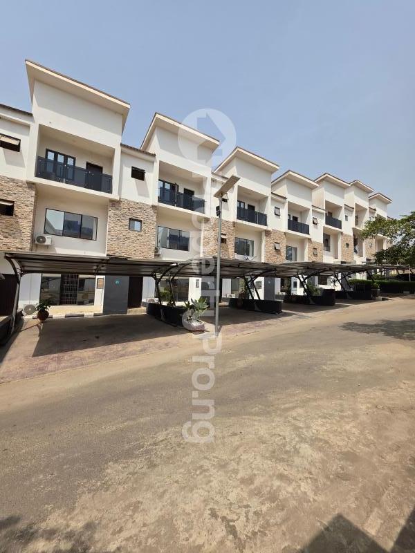 4 bedroom House for sale Guzape Abuja