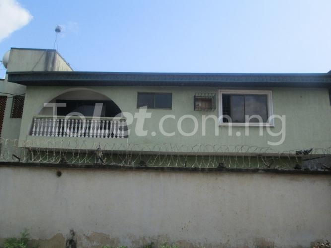 3 bedroom Flat / Apartment for rent Leo Ikeagwu Street Oshodi Expressway Oshodi Lagos