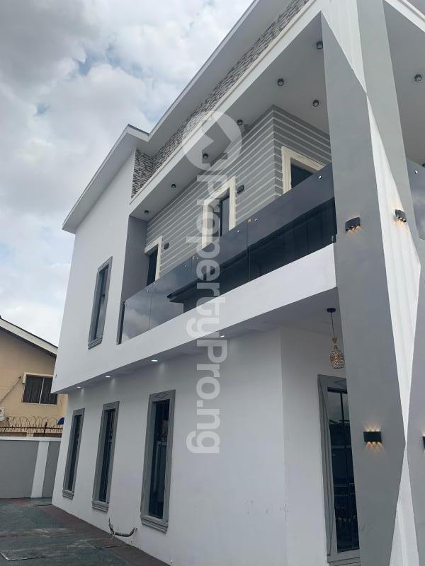 5 bedroom House for sale Medina Gbagada Lagos