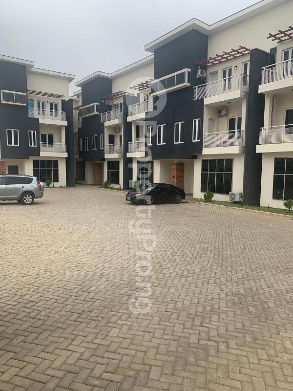 4 bedroom House for sale ... Guzape Abuja