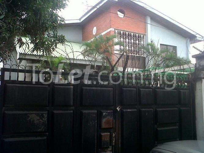 5 bedroom House for rent Younis Bashorun, Off Ajose Victoria island Victoria Island Lagos