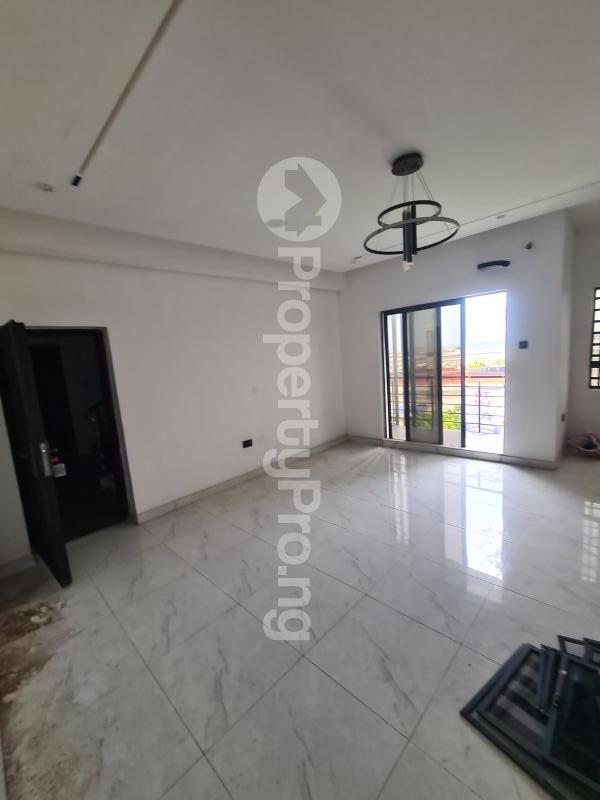 2 bedroom House for rent Ologolo Lekki Lagos