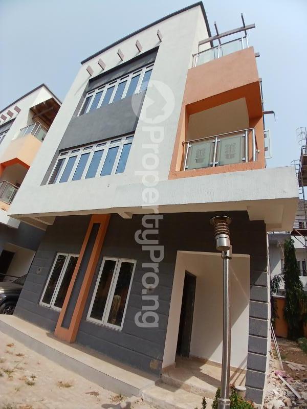 4 bedroom House for sale Guzape Abuja