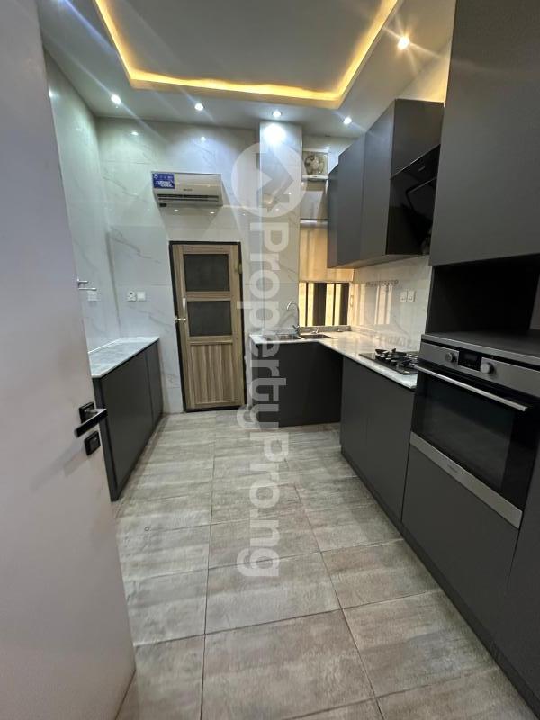 3 bedroom Flat / Apartment for sale Adeniyi Jones Ikeja Lagos - 0