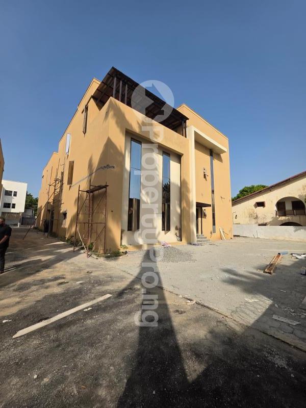 5 bedroom House for sale Maitama Abuja