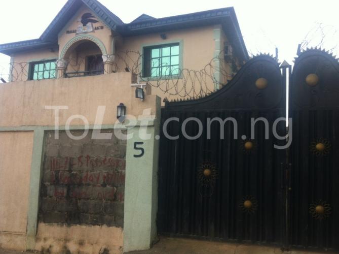 3 bedroom Flat / Apartment for rent Adigwe Street Pedro Shomolu Shomolu Lagos