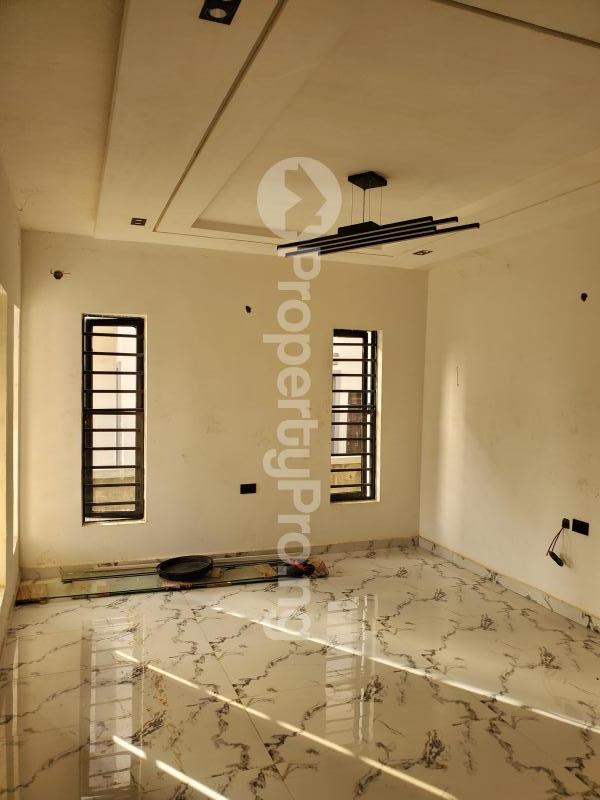 4 bedroom House for sale Off 7up Olubadan Avenue Oluyole Estate Ibadan Oyo