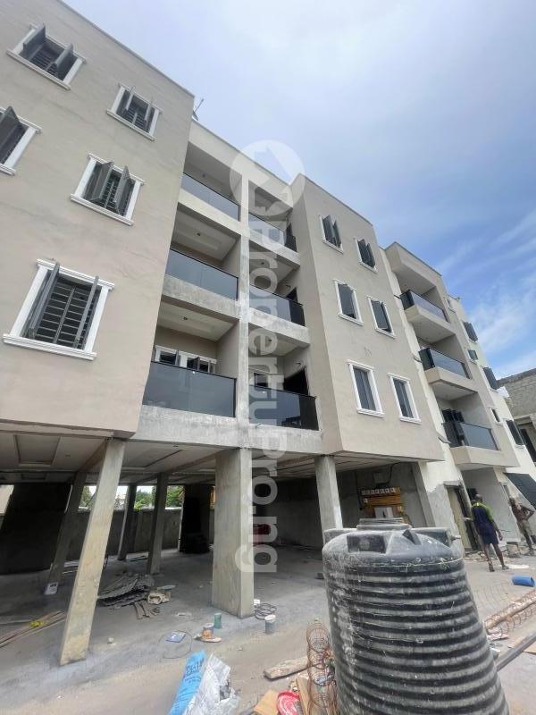 2 bedroom House for sale Alagomeji Yaba Lagos