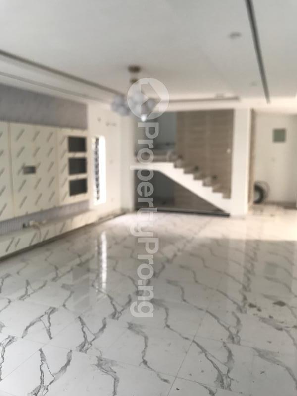 5 bedroom House for sale Precisely Near Beside Gimade Estate Akesan Alimosho Lagos