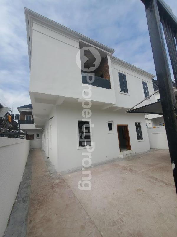 5 bedroom House for sale chevron Lekki Lagos