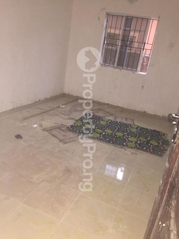 1 Bedroom Flat / Apartment in Obanikoro Shomolu Lagos Flat