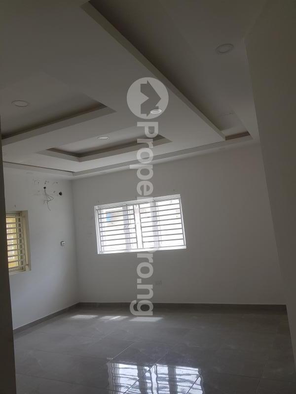 2 bedroom House for rent   Lekki Lagos