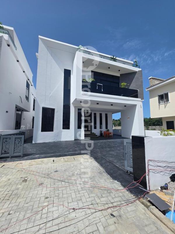 5 bedroom House for sale Discovery Estate 2nd Toll Gate Lekki Lagos