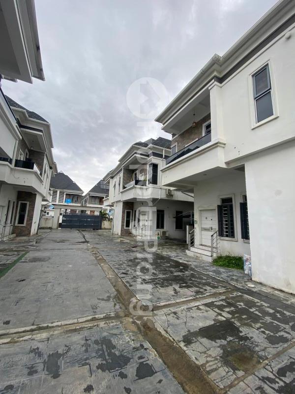 4 bedroom Flat / Apartment for rent Eleganza , Oral Estate Extension Oral Estate Lekki Lagos