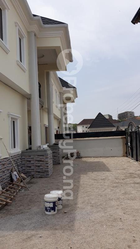 6 bedroom House for sale Guzape Abuja