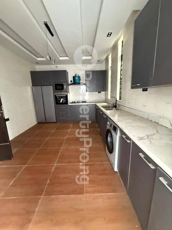 4 bedroom House for sale 4 Bedroom Terrace Duplex For Sale Osapa london Lekki Lagos