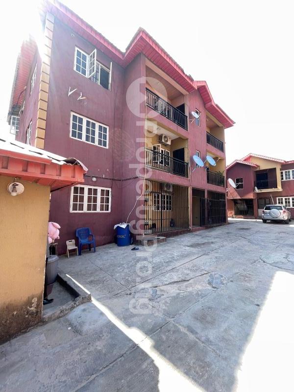 2 bedroom House for rent New Road Before Chevron Traffic Light Alpha Beach Road Lekki Lagos