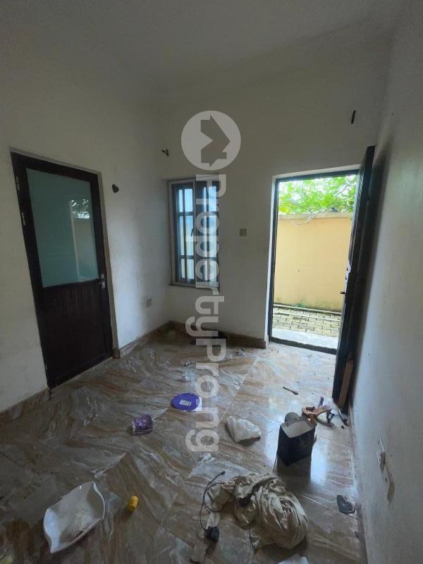 1 bedroom Flat / Apartment for rent Along Mobil Road Ilaje Ajah Lagos