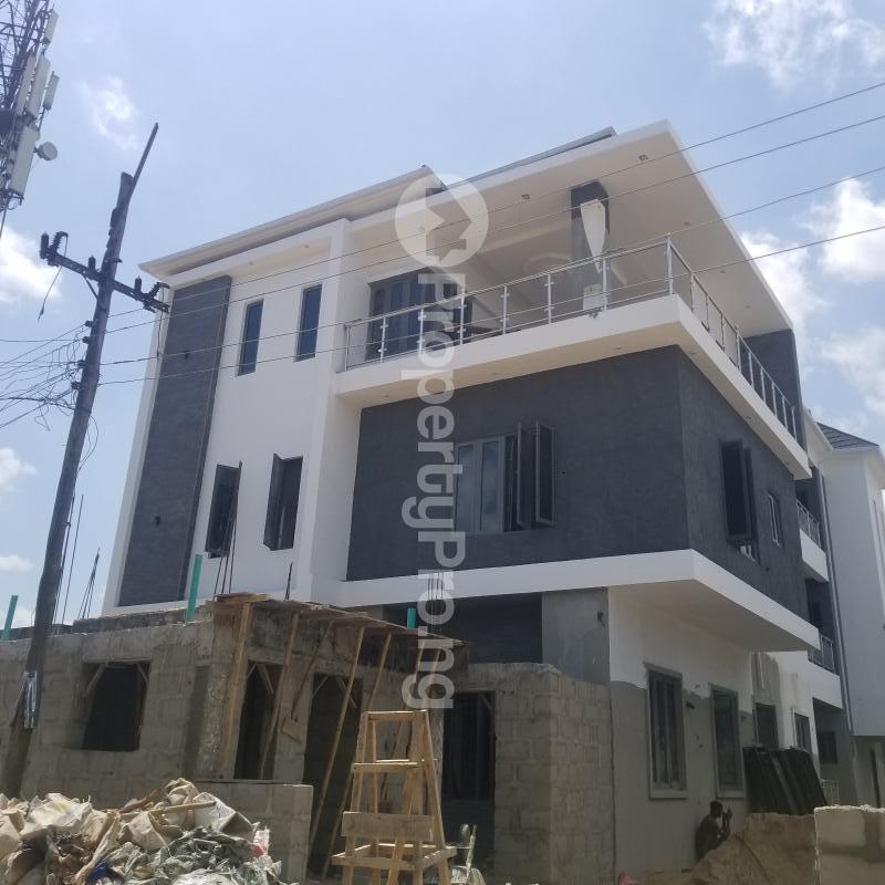 2 bedroom Flat / Apartment for rent Beesam Mafoluku Oshodi Lagos