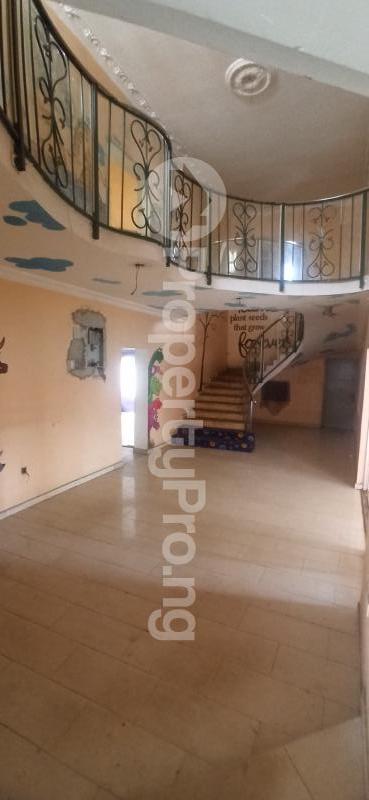 9 bedroom House for rent Wuse 2 Abuja