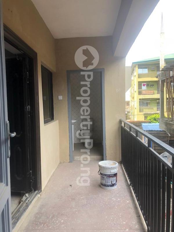 3 bedroom Flat / Apartment for rent Onike Yaba Lagos