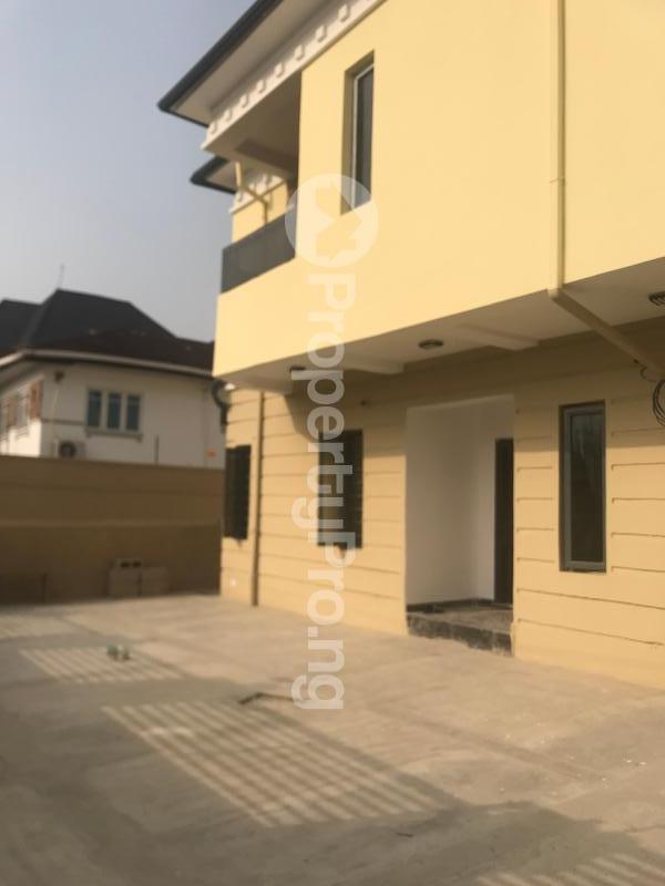 4 bedroom House for rent Off Spg Road Ologolo Lekki Lagos