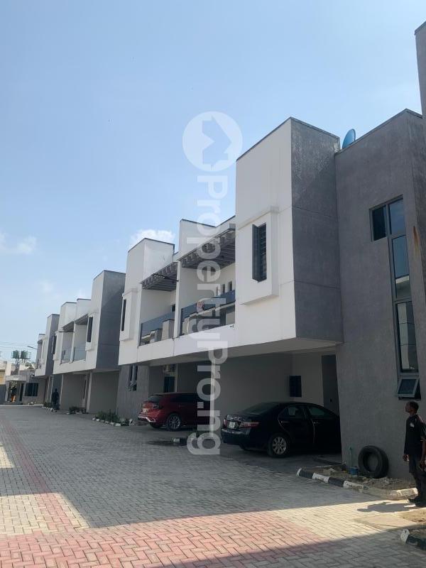 4 bedroom House for rent Ado Road Ajah Lagos