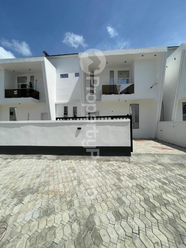 4 bedroom House for sale Ikota Lekki Lagos