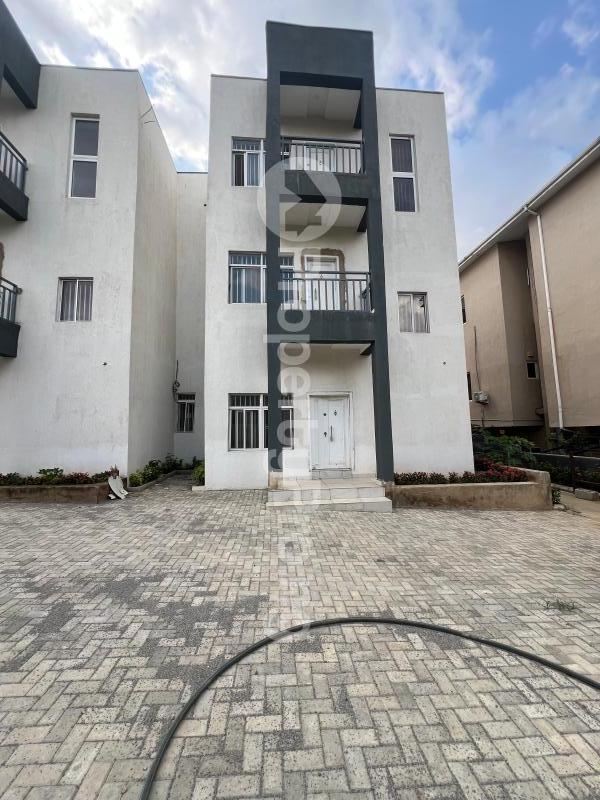 4 bedroom House for rent Guzape Abuja