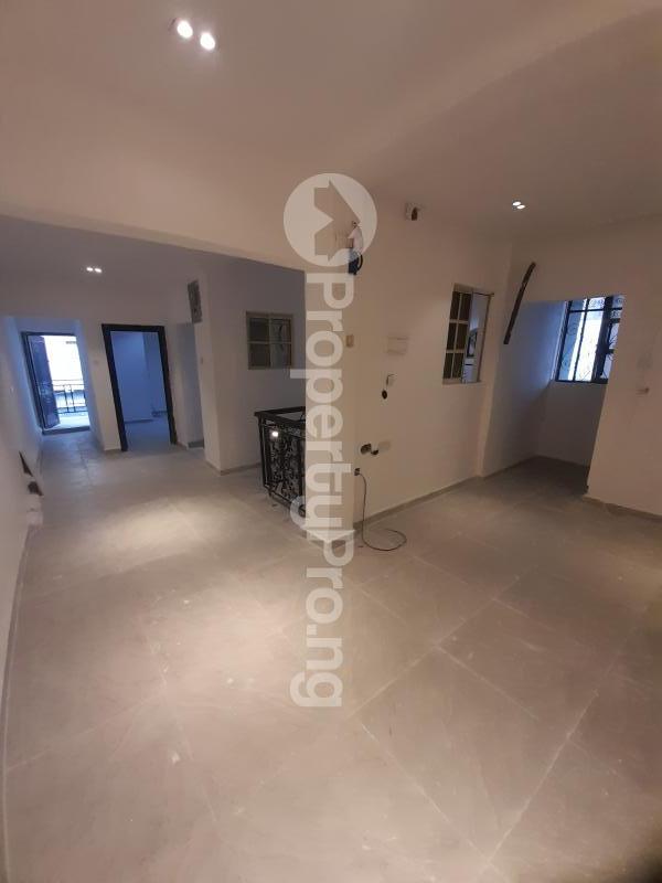 1 bedroom Flat / Apartment for rent Off Admiralty Lekki Phase 1 Lekki Lagos