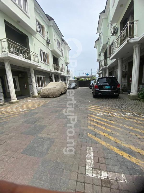 4 bedroom House for rent Murtala Eletu Osapa London Lekki Lagos Osapa london Lekki Lagos