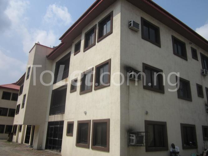 3 bedroom Flat / Apartment for rent Alade Lawal Street Maryland Ikeja Lagos