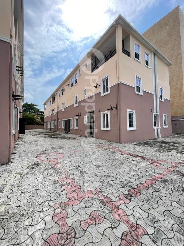 2 bedroom Flat / Apartment for rent ONIRU Victoria Island Lagos