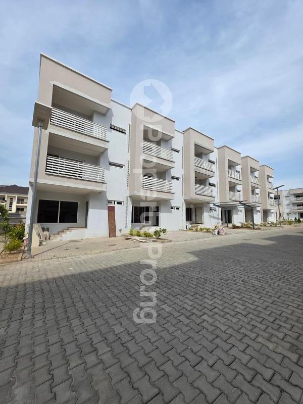 4 bedroom House for sale Utako Abuja