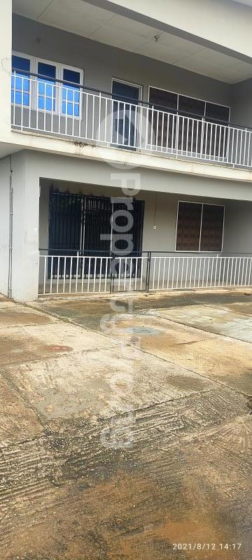 5 bedroom House for rent Ikolaba Estate, Not Far From The Main Gate Ibadan Oyo