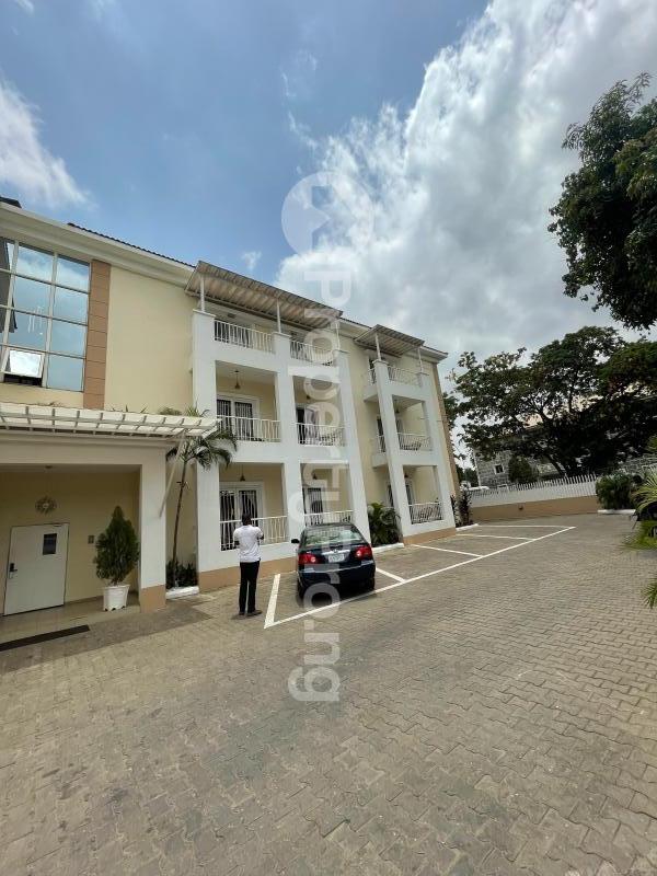 3 bedroom Flat / Apartment for shortlet Wuse 2 Abuja - 0