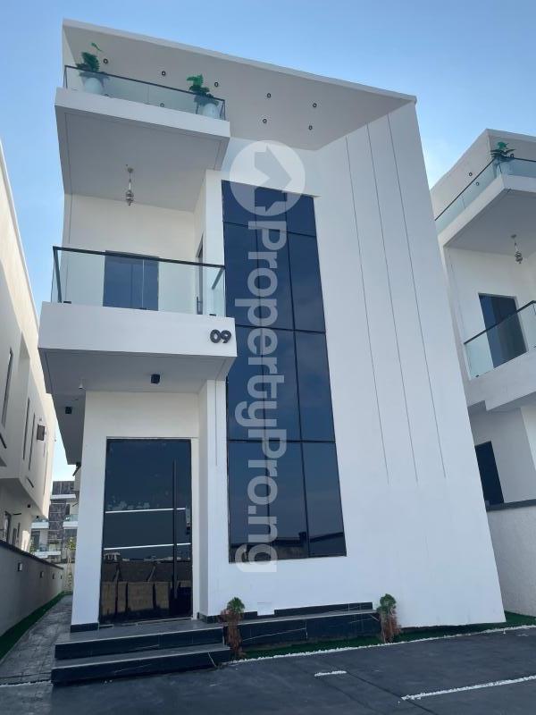 5 bedroom House for sale Chevron Drive, Hampton Lake Estate, Alternative Route chevron Lekki Lagos