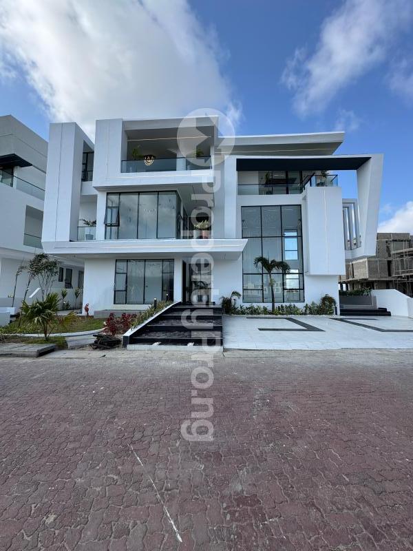 5 bedroom House for sale Osapa london Lekki Lagos