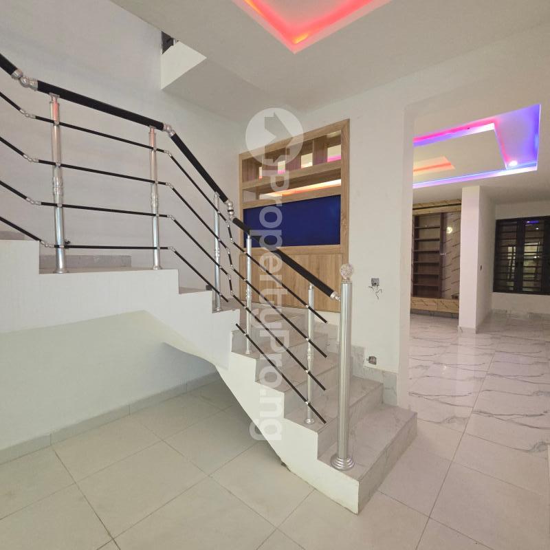 4 bedroom House for sale Adeniyi Jones Ikeja Lagos