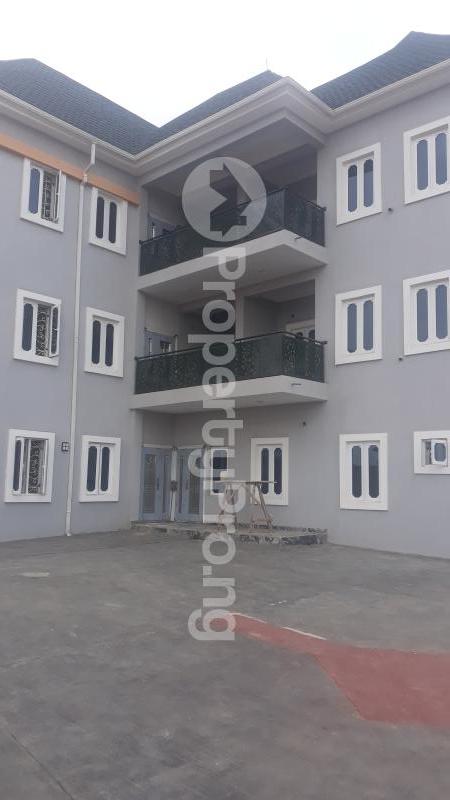 3 bedroom Flat / Apartment for rent   Jahi Abuja