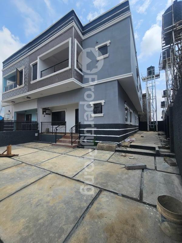 4 bedroom House for rent Palm Heights Estate Lugbe Abuja