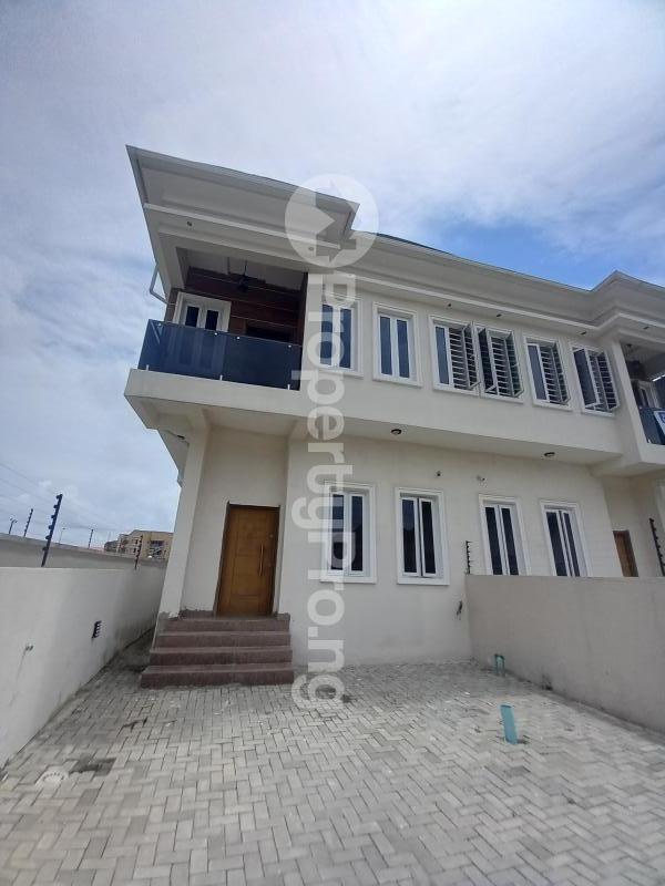 4 bedroom House for sale Lekki Lagos