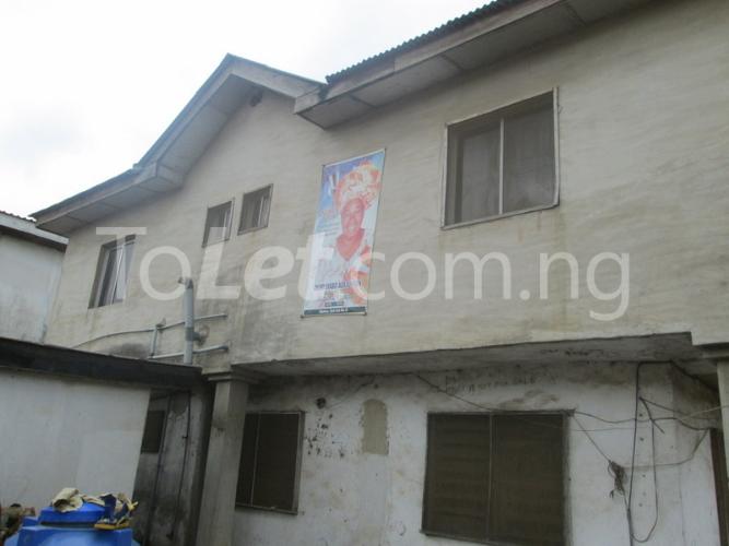 2 bedroom Flat / Apartment for rent Alhaji Azeez Stret Oshodi Expressway Oshodi Lagos