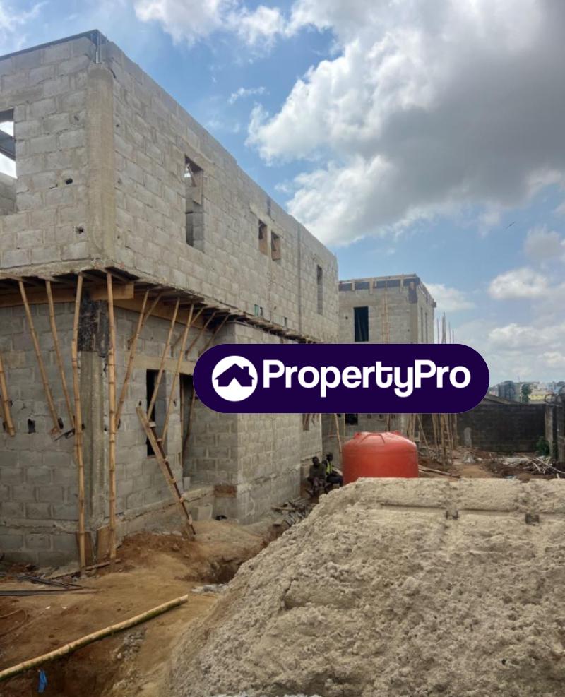 4 bedroom House for sale Gateway Estate, Gra Phase 1, Magodo, Ojodu Lagos