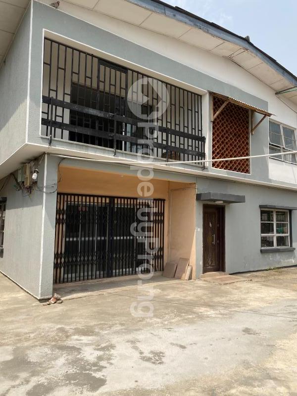 4 bedroom House for rent By Rafiu Williams Adelabu Surulere Lagos