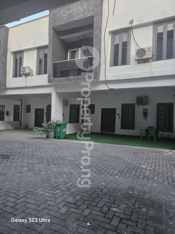 1 bedroom Flat / Apartment for rent Lekki Lagos