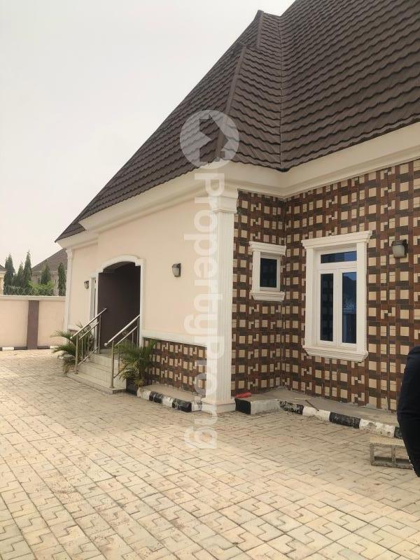 4 bedroom House for sale Trademore Estate, Von Road Airport Road. Lugbe Abuja