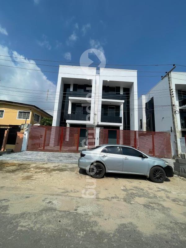 4 bedroom House for sale Adeniyi Jones Ikeja Lagos