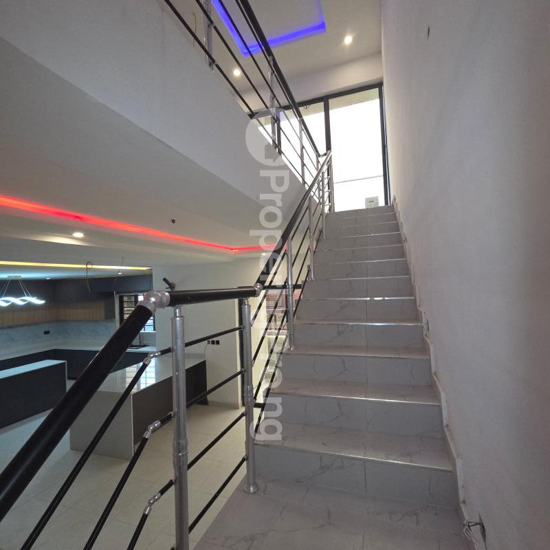 4 bedroom House for sale Adeniyi Jones Ikeja Lagos