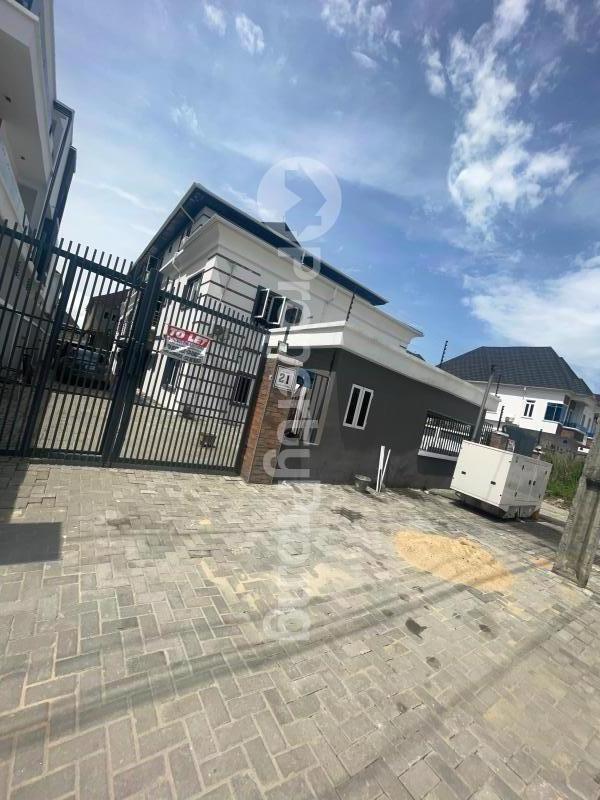 3 bedroom Flat / Apartment for rent House, 21, Akinyemi, Omoyeni, Oral Estate. Oral Estate Lekki Lagos